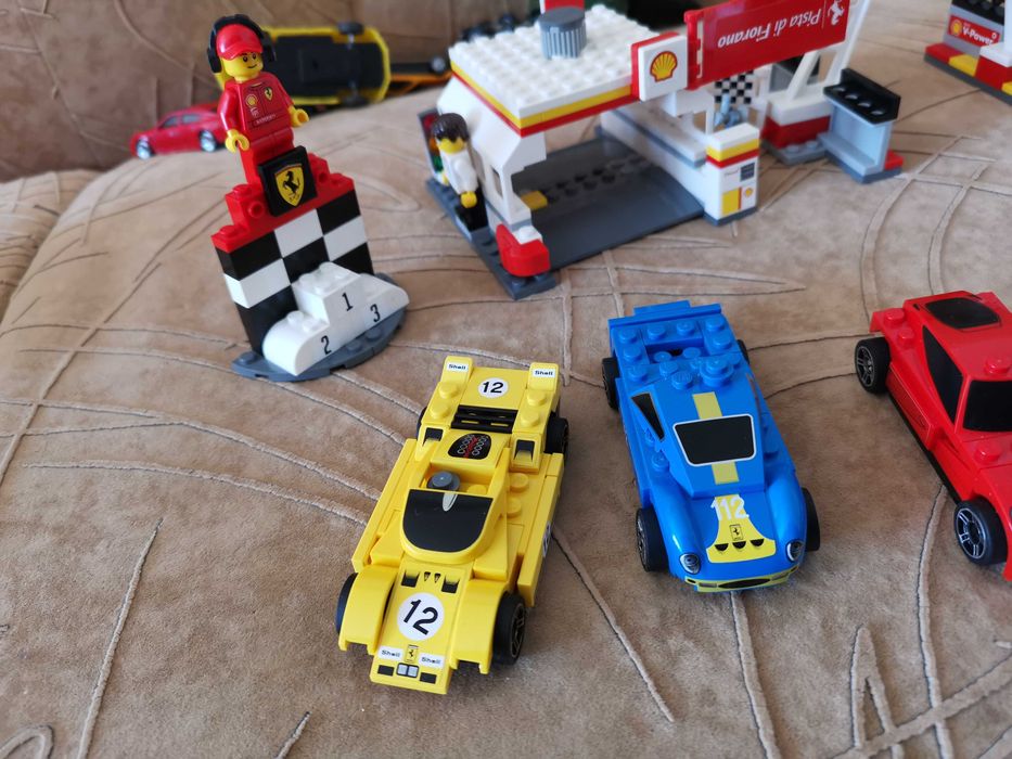Lеgo Shell лимитирана колекция - Shell V-Power Nitro+ Ferrari