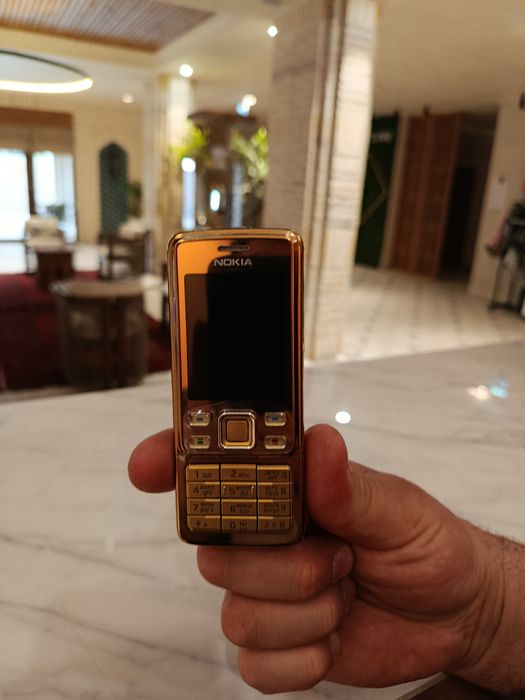 Продаю телефон Нокиа 6300