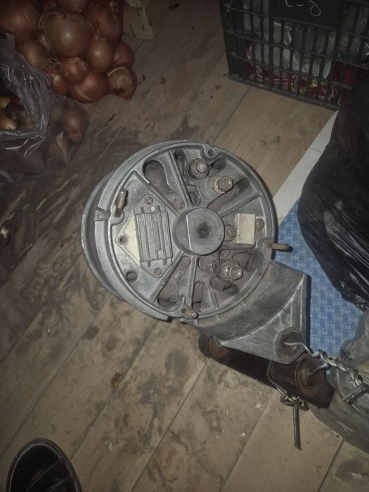 Генератор  динамик 24 vt