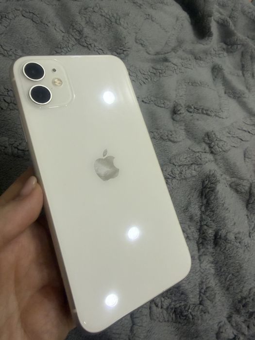 Продам Iphone 11 128 гб