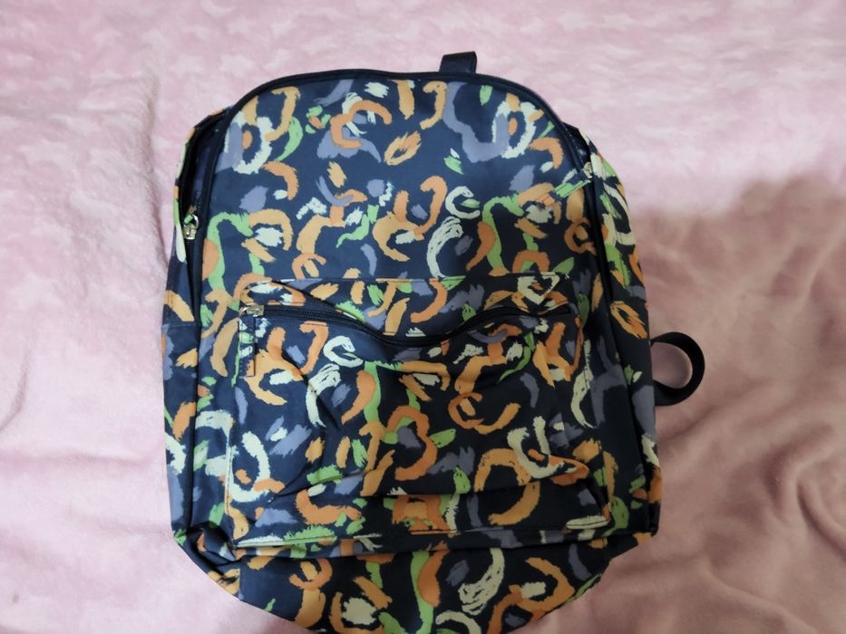 Продаём портфель новый совершенно