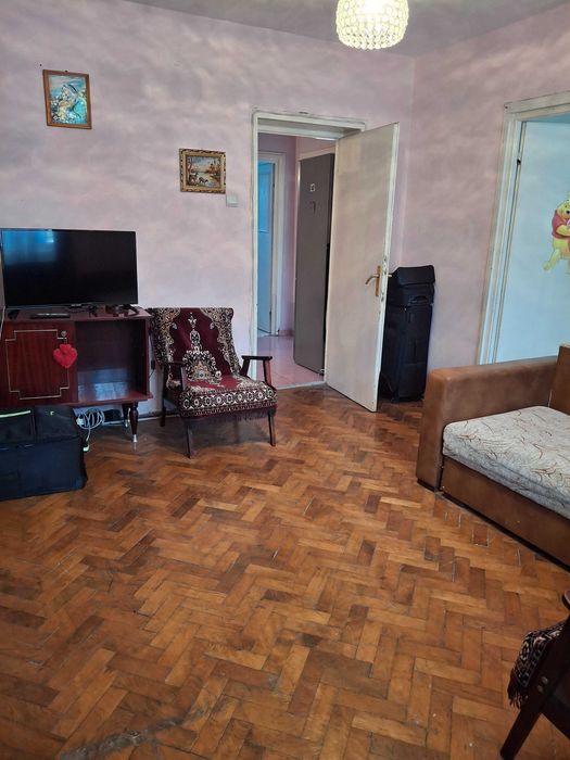 Apartament 3 camere decomandat, ultracentral – Municipiul Lupeni, judet Hunedoara