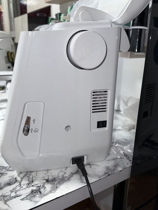 Masina De Brodat Brother Innov-is V3 Limited Edition
