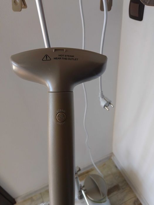 Уред за гладене с пара SINGER Steamworks™ Pro