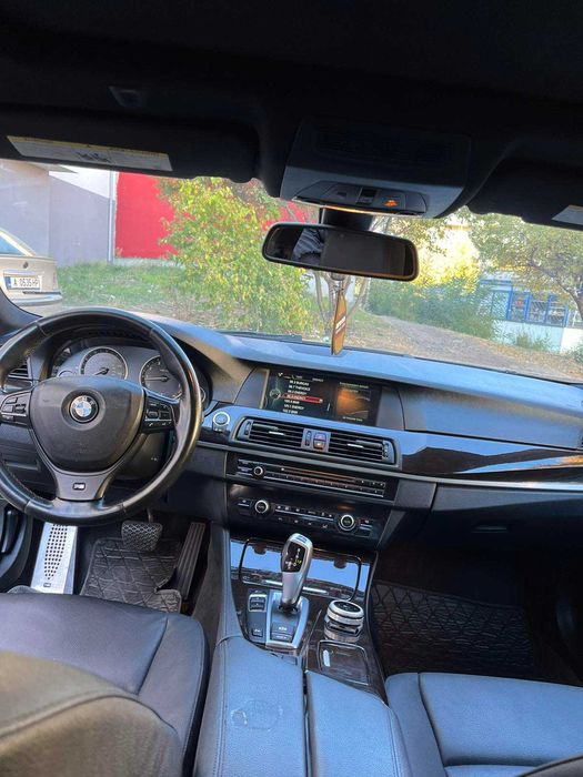 Продавам БМВ 528i 245к.с. M-PERFORMANS много добро състояние.