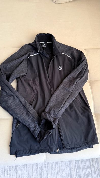 Ветровка Nike оригинал размер 48-50