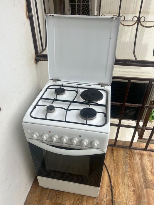 Газовая плита Indesit