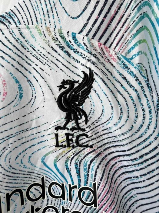 Tricou superb Liverpool nike original