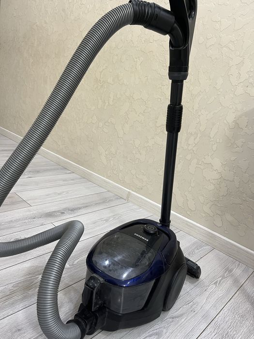 Продается пылесос в хорошем состаянии