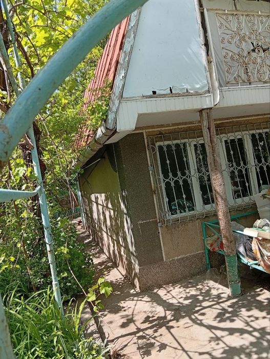 Dala hovli.Nijniy zaprovka yonida.