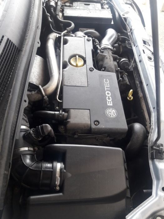 Опел зафира opel zafira 2.0DTI само на части