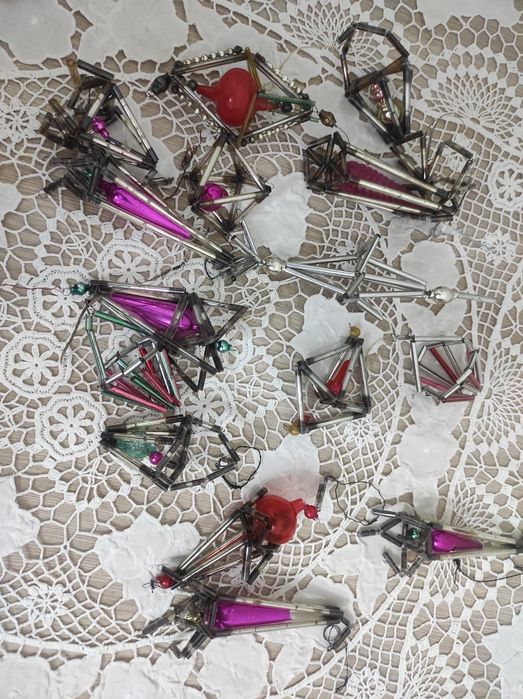 Флажки,бусы, картонаж