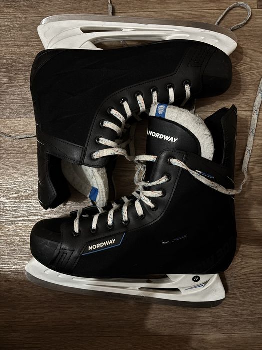 Коньки,размер 47