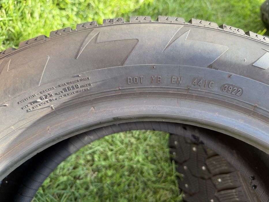 Зимние шины  Pirelli 225/55 R17