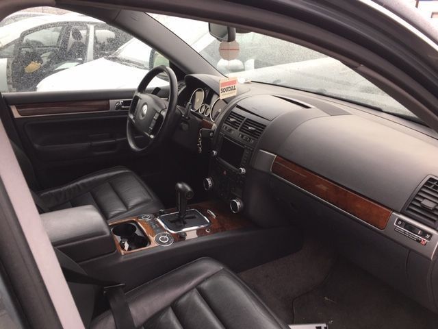 Dezmembrez VW Touareg 5L diesel V10 Volan Stanga