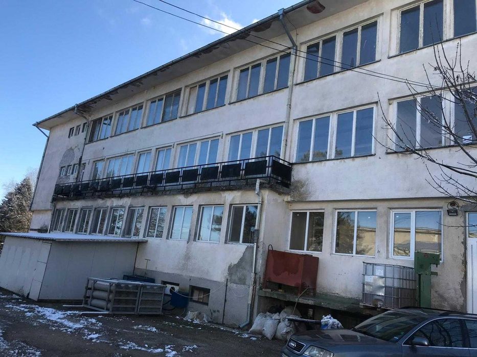 Продава се Промишлена сграда в Лозница - 1624 кв.м за 247 €/кв.м - Снимка #10
