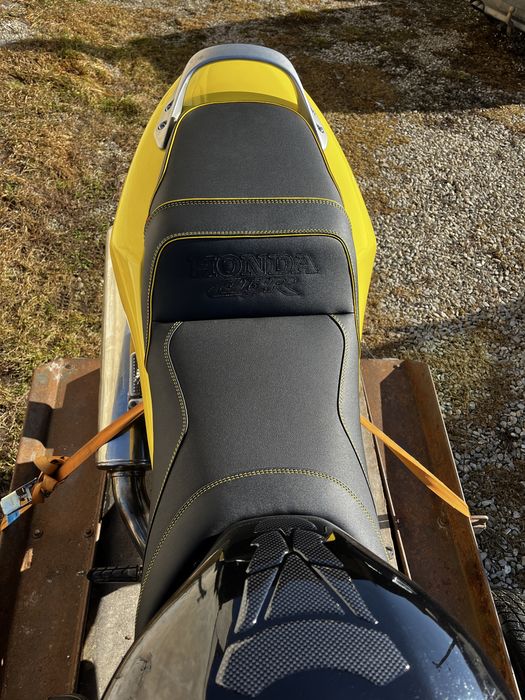 Vand Honda CBR 600 F4