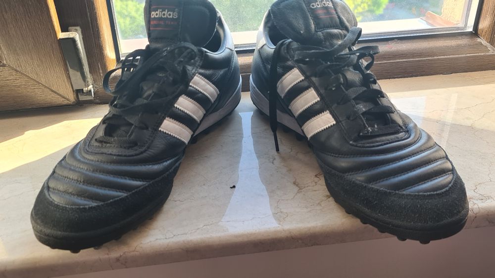Pantofi sport, adidași de sintetic si iarba naturala, Adidas Mundial Team  din PIELE NATURALA