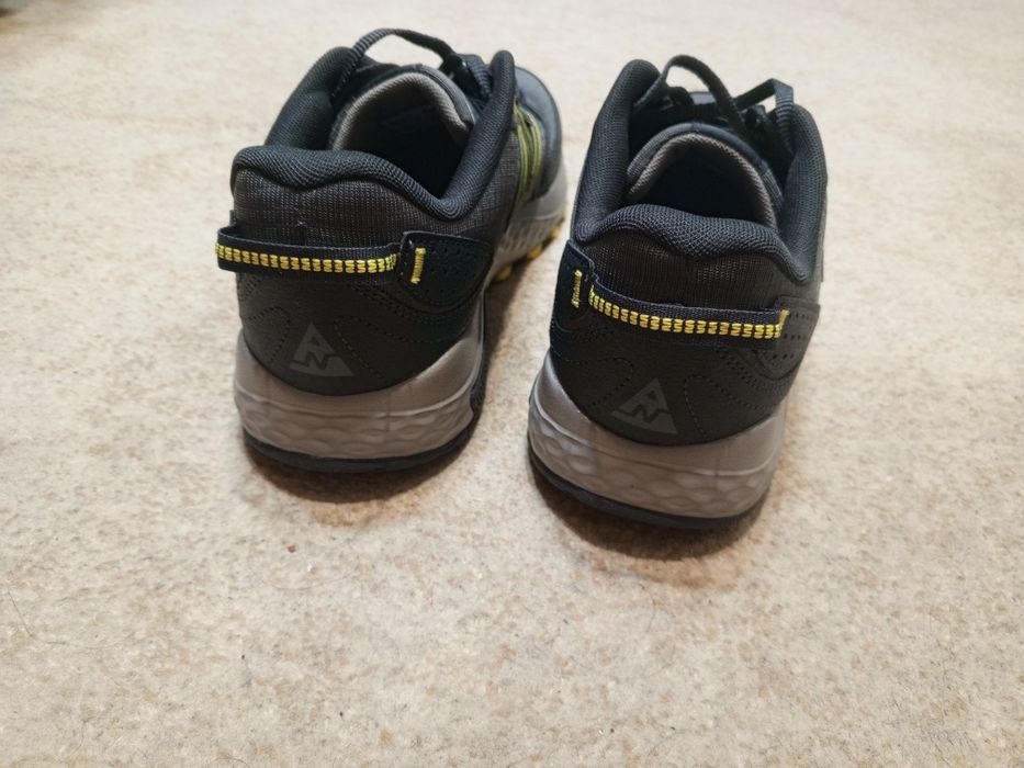 Новые кроссы New Balance, 45 размер, для трейла и спорта