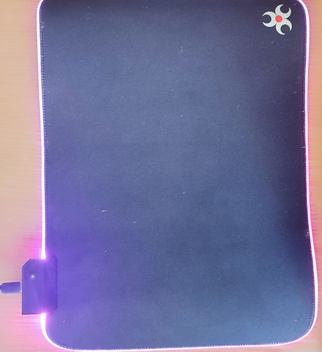 Mouse Pad Gaming RGB Myria  Control și stil pentru sesiunile tale