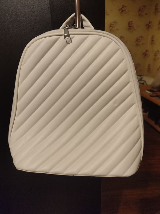 Дамски раници - ежедневни и спортни