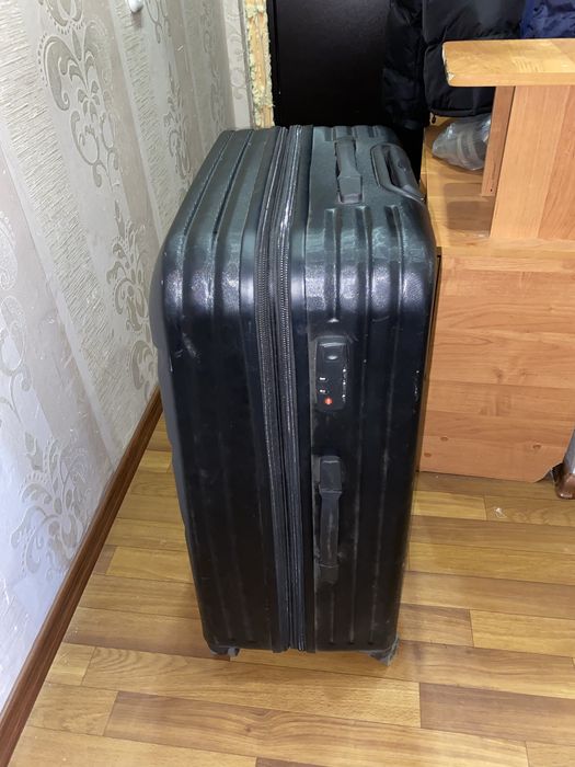 Чемодан обьем 100л