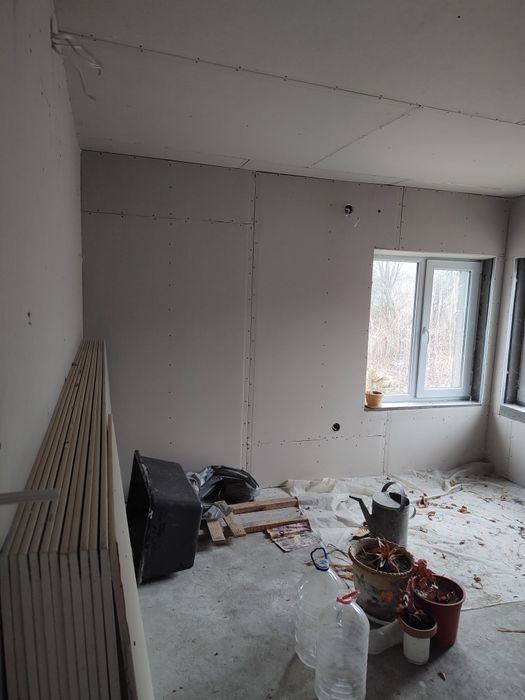 Къща с двор с.Долно Белево