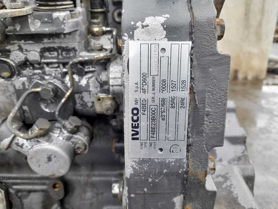 Motor Cummins F4BEO pentru buldoexcavator New Holland ,Case