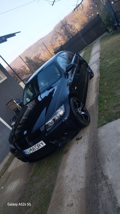 Vând BMW seria 3