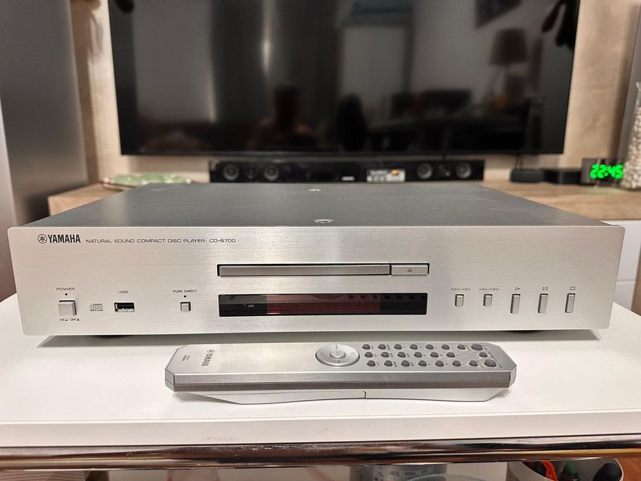 Yamaha CD-S700 Silver – CD Player Hi-Fi Premium + Telecomandă