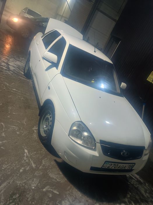 Продам приора 2012 в отличном состоянии