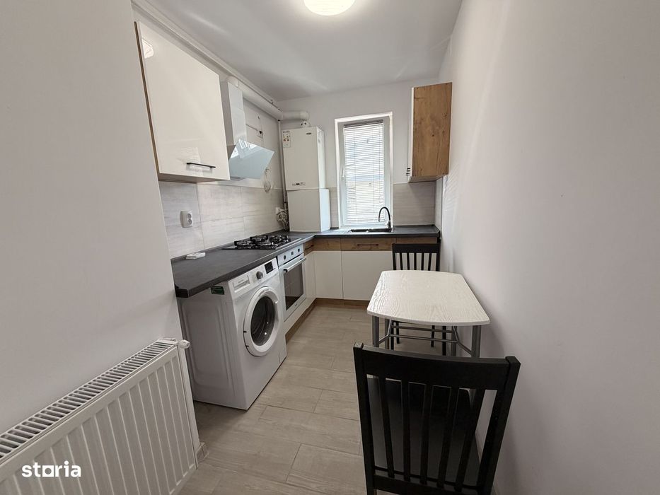 Apartament cu 2 camere! Grădină ! Parcare !