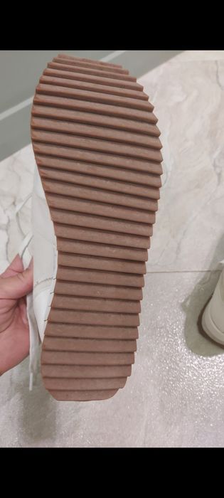 Кроссы и мюлли  40рр