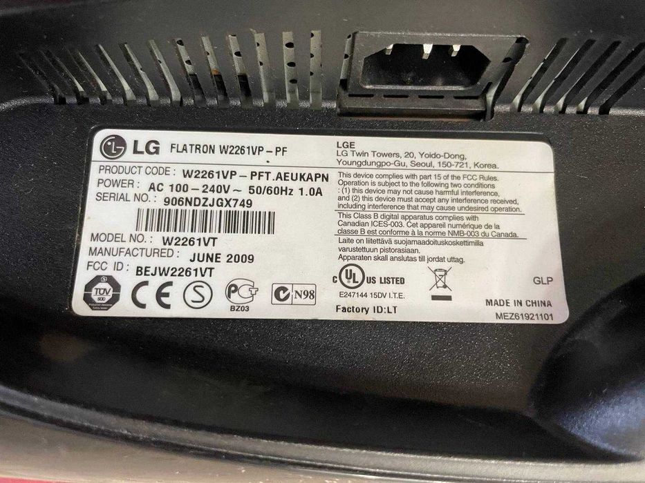 Монитор Lg W226 22 дюйма / Hdmi / D-Sub / Dvi-В /