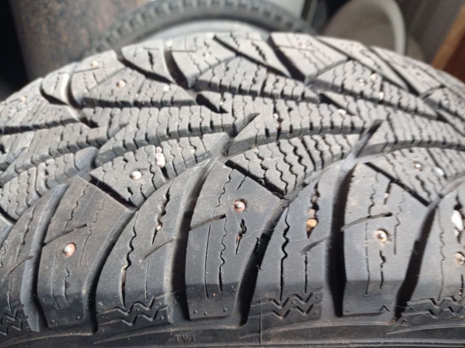 Шины на 16. Продам