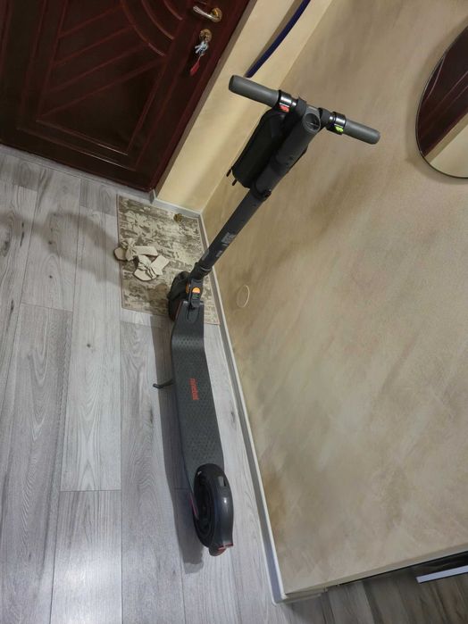 Trotineta electrica Segway Ninebot