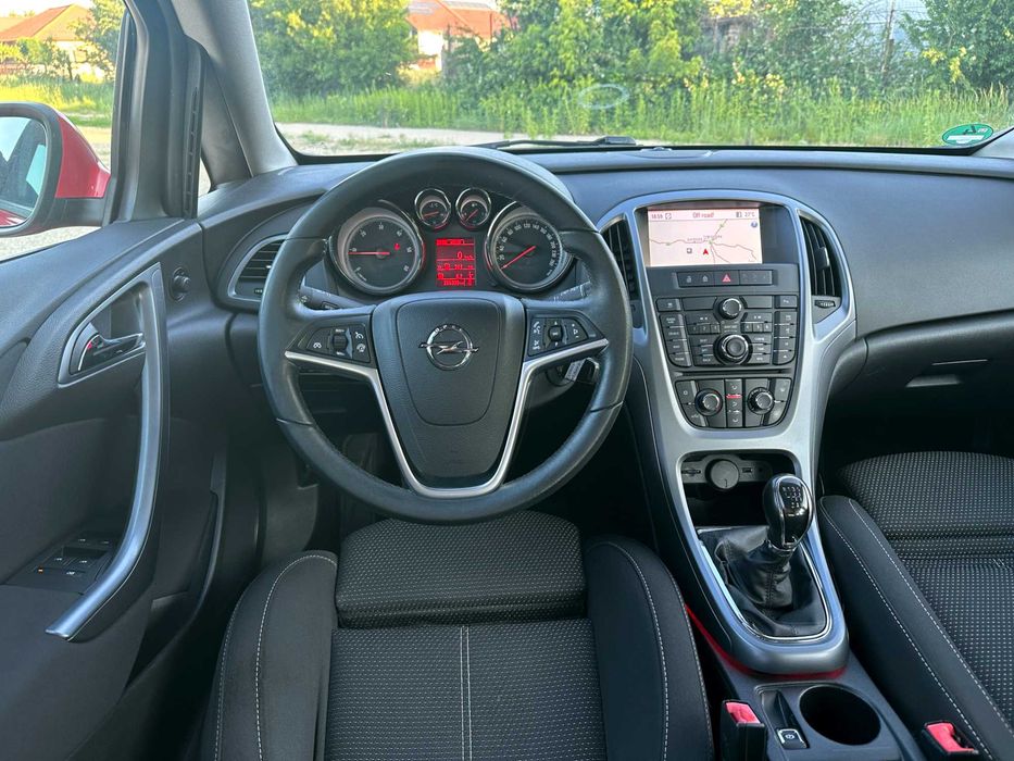 Opel Astra J 1.7 CDTI • 2013 • Diesel • 110 CP • Euro 5 • Rate fixe • Garanție • Livrare Gratuită