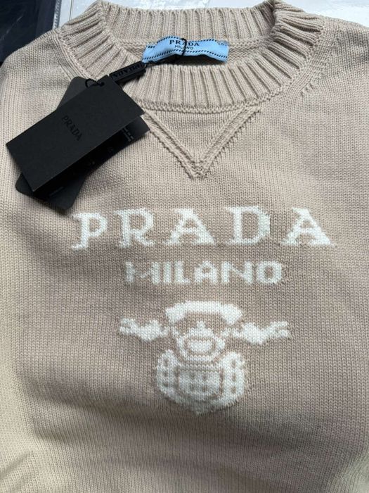 Prada пуловер високо качество S/M
