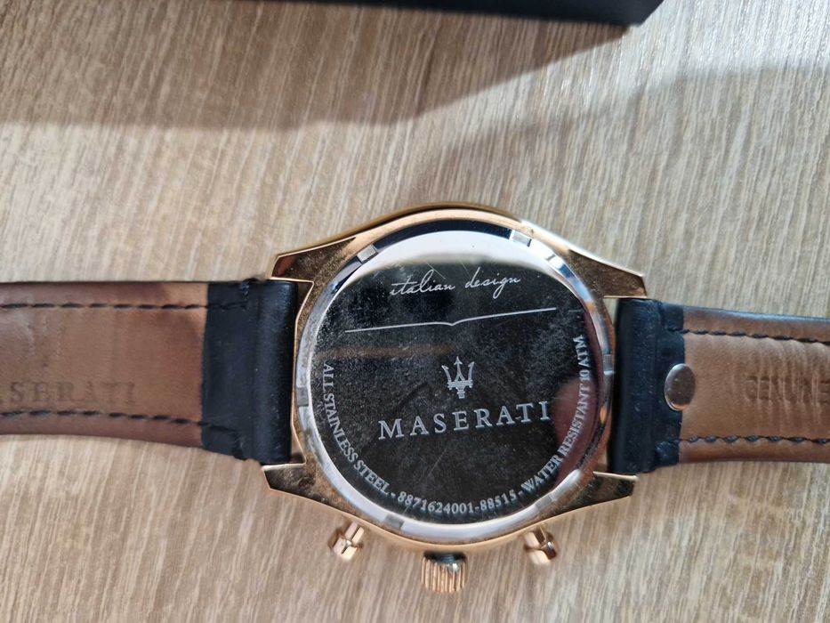 мъжки часовник с гривна maserati