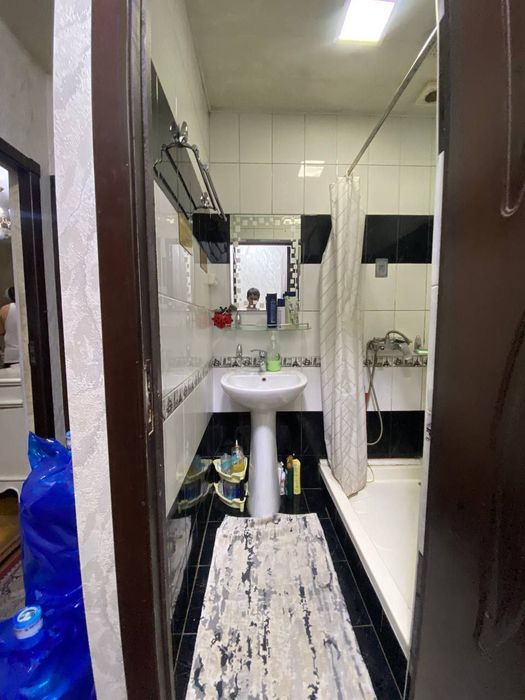 Uy sotiladi Chilonzor 17 kvartal