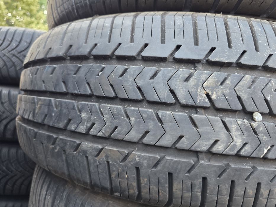 2бр Летни гуми 215 60 17 С - Michelin