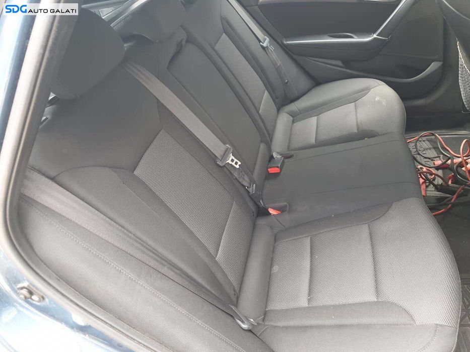 Bancheta Spate Sezut cu Spatar Material Textil FARA Incalzire Hyundai i40 Break Wagon 2011 - 2019 [Q2482X] [Q2484]