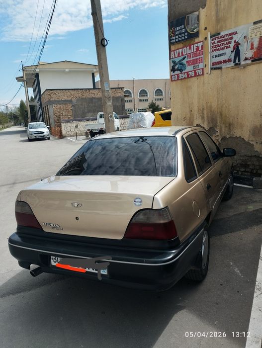 Moshina Nexia 1 srochno sotiladi arzonga 1998yil 1.5sons tramblyor