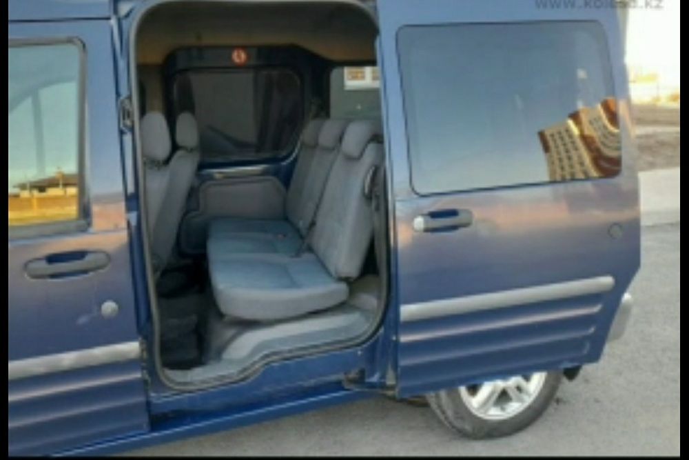 Ford Tourneo Connect 2007 1.8 tdci 8 мест
