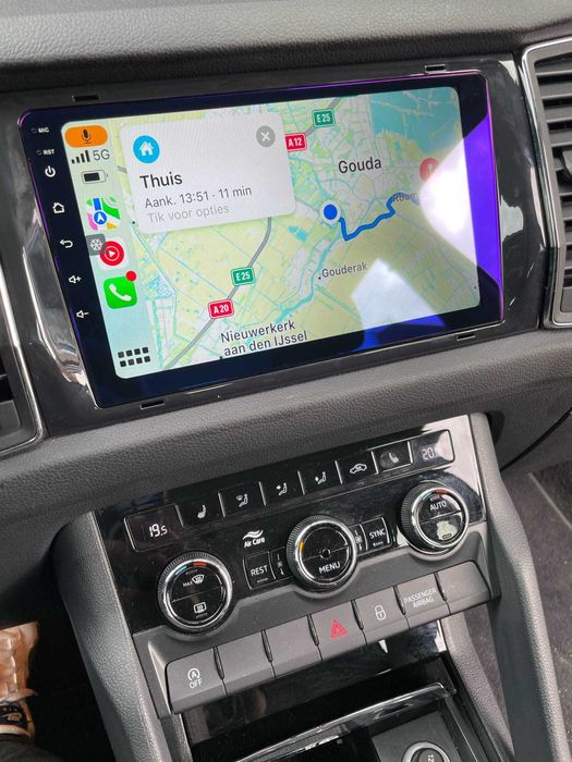 Navigatie Android Skoda Kodiaq Waze YouTube Wifi Bluetooth USB