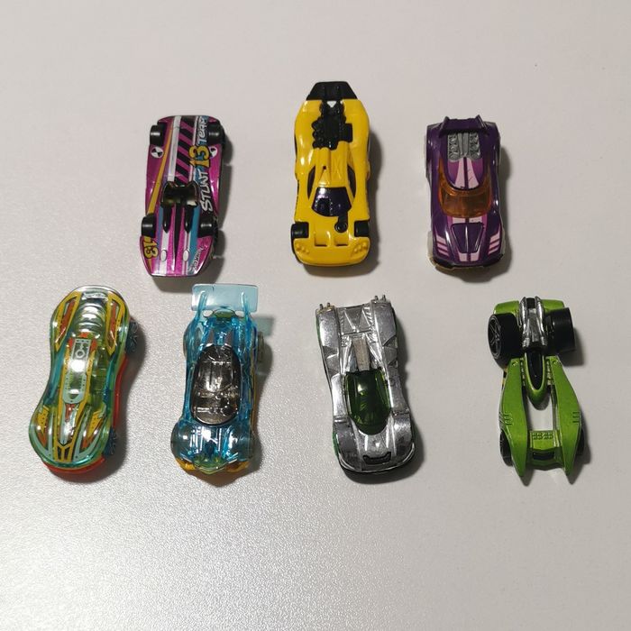 Hot wheels писти Автовоз и метални колички