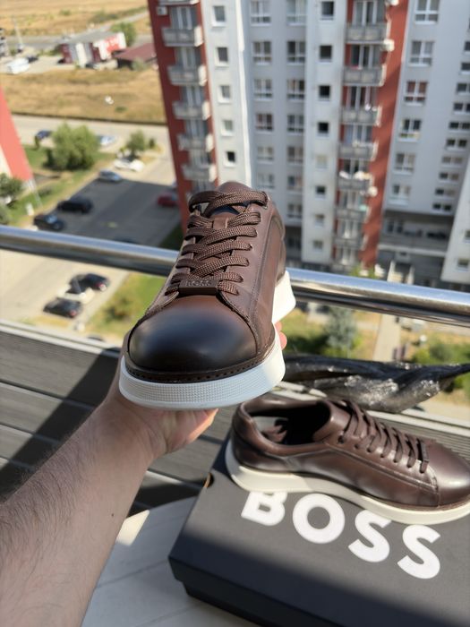 Tenisi Boss Bulton