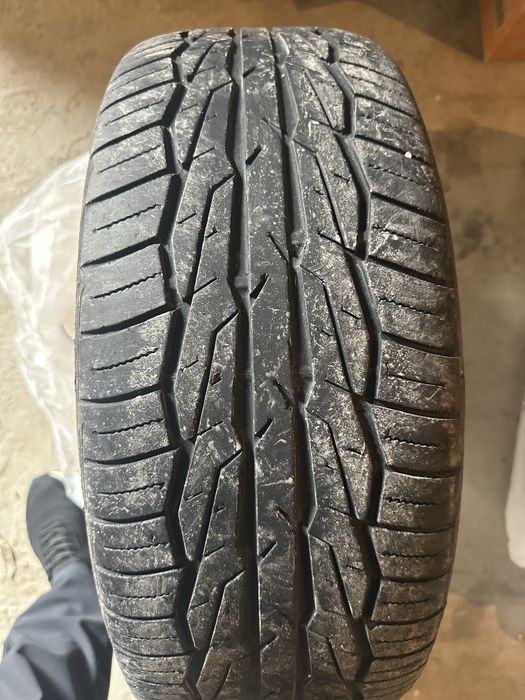 Летние шины 215/55/17