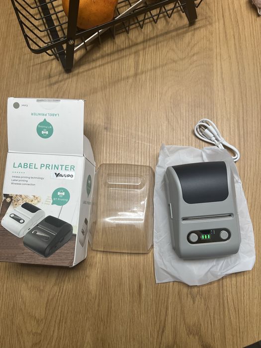 Imprimanta termica pt etichete cu lipici sau fara, Nou