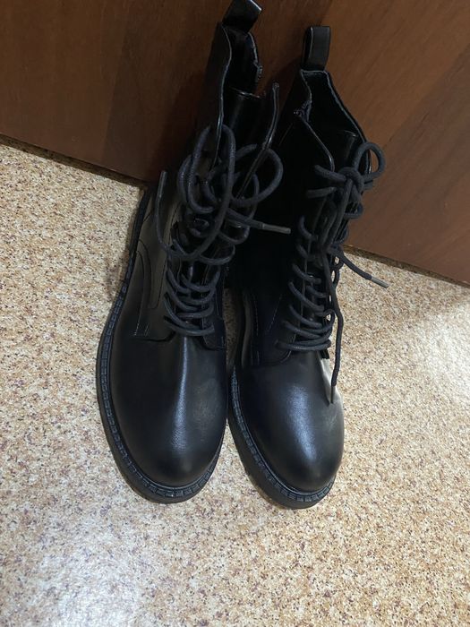 Женские.  Осенние  сапоги  продам